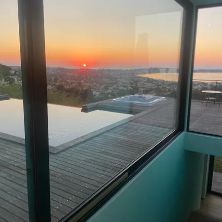 Bambou Bei Cannes Mit Blick Auf Cap Antibes 别墅 *