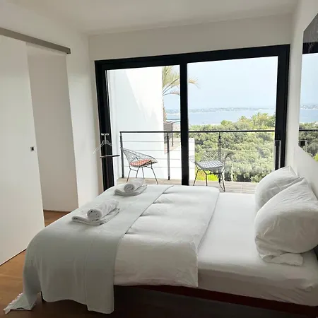Bambou Bei Cannes Mit Blick Auf Cap Antibes Willa Vallauris